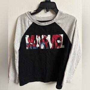 4/30$ Marvel Kids Long Sleeve Shirt - Black and Gray 5 years old
